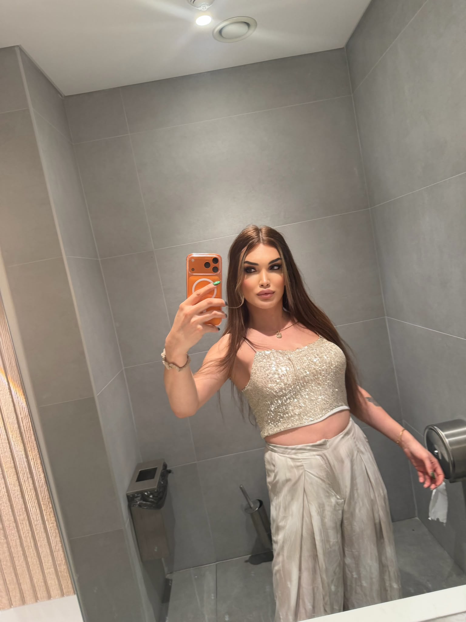 Aybüke galeri fotoğrafı